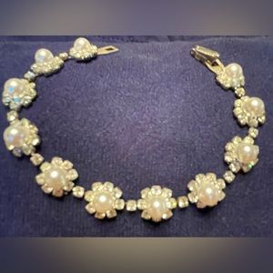 WEDDING SEASON! Pretty, dainty costume bracelet, worn once.